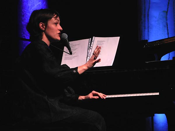 Weihnachtsrevue 'Akte X-Mas' auf dem Welterbe Zollverein in Essen