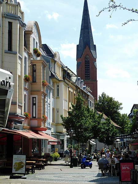 sommerliche Tour durch D&uuml;sseldorf-Benrath