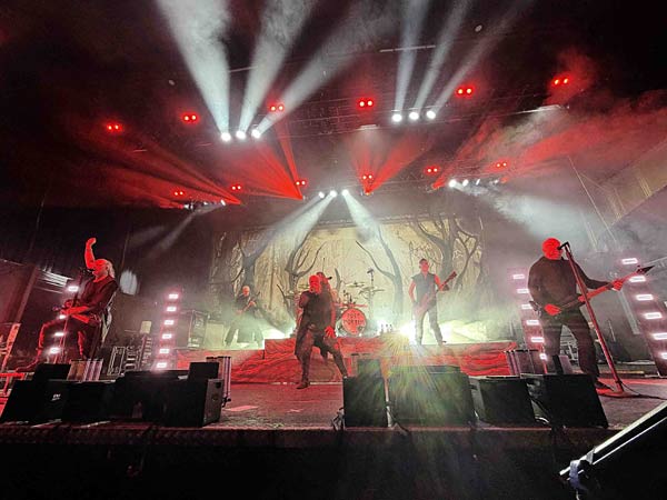 Konzert 'Eisheilige Nacht' 2025 in der Turbinenhalle in Oberhausen