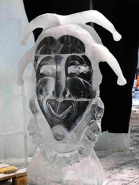 Eisskulpturen-Ausstellung 'Eiswelt' 2025 im Centro Oberhausen