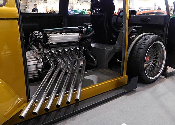 'Essen Motor Show' 2025 in der Messe Essen