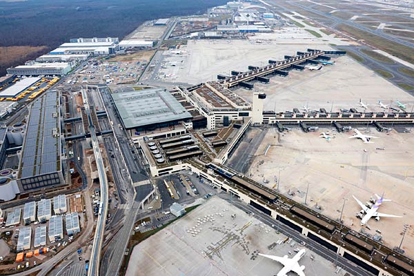 Er&ouml;ffnung des Terminal 3 am Frankfurter Flughafen