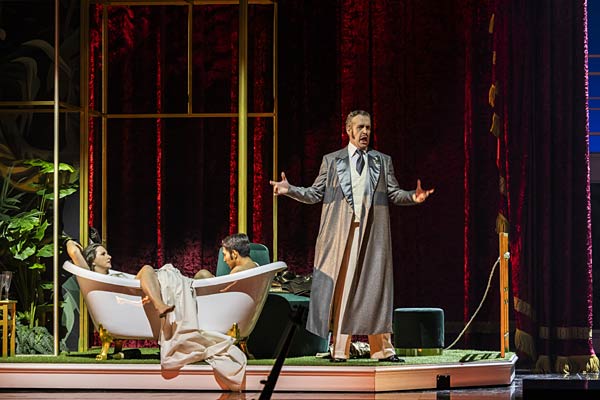 Oper 'Giulio Cesare in Egitto' der Deutschen Oper am Rhein im Theater Duisburg