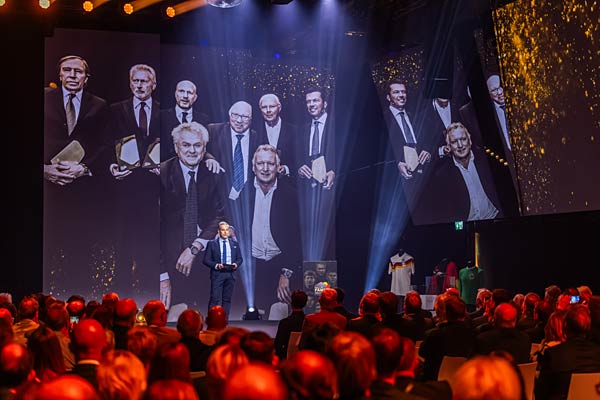 Ehrung der Neuzug&auml;nge in der 'Hall of Fame' im Deutschen Fu&szlig;ballmuseum in Dortmund