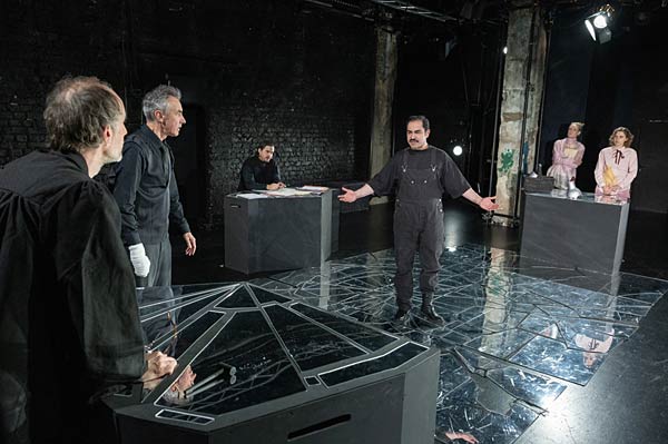 Oper 'Fidelio' in der Deutschen Oper am Rhein in Duisburg