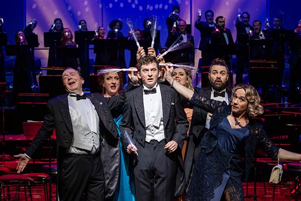 Komisches Oratorium 'Monty Python�s Not the Messiah' im Musiktheater im Revier in Gelsenkirchen