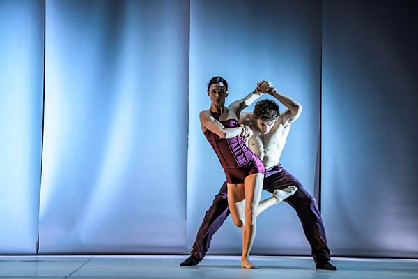 Ballett 'Relations' im Aalto Theater Essen