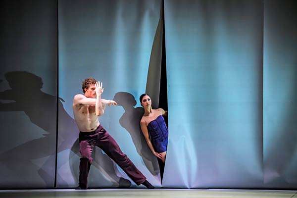 Ballett 'Relations' im Aalto Theater Essen