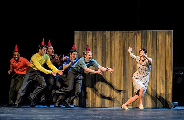 Ballett 'Relations' im Aalto Theater Essen