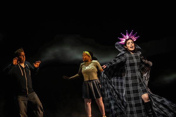 Oper 'Die verzauberte Stadt' im Aalto Theater in Essen