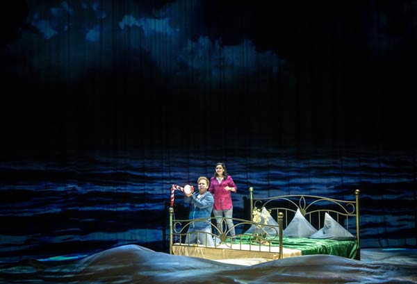 Oper 'Die verzauberte Stadt' im Aalto Theater in Essen