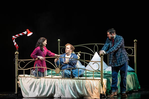 Oper 'Die verzauberte Stadt' im Aalto Theater in Essen