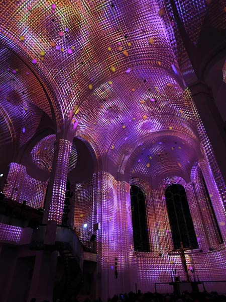 immersive Show 'Enlightenment' in der Johanneskirche in D&uuml;sseldorf