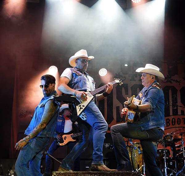 Konzert von 'The BossHoss' beim M&uuml;lheim Summer open air 2026
