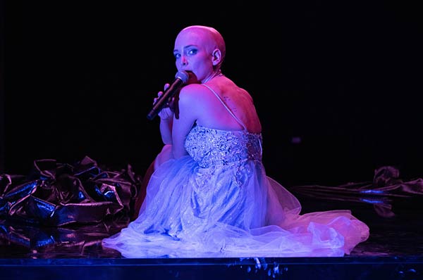 Schauspiel 'It&acute;s Britney, Bitch!' als Gastspiel des Berliner Ensemble im Schauspiel Duisburg