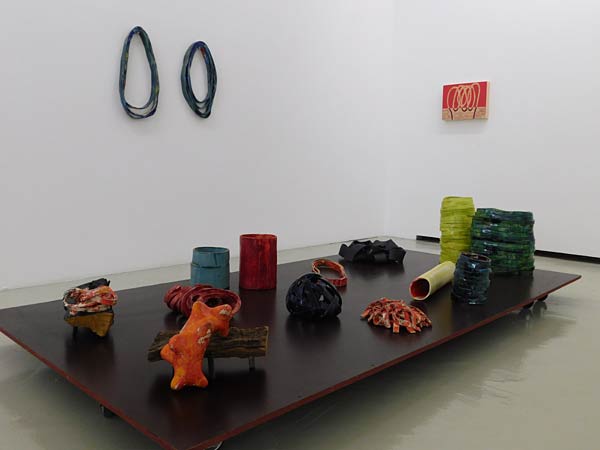 Ausstellung 'Diamonds and Pearls' von Claudia Terstappen im Musum DKM in Duisburg