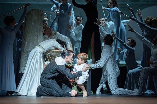 Ballett 'Dornr&ouml;schen' in der Deutschen Oper am Rhein in D&uuml;sseldorf