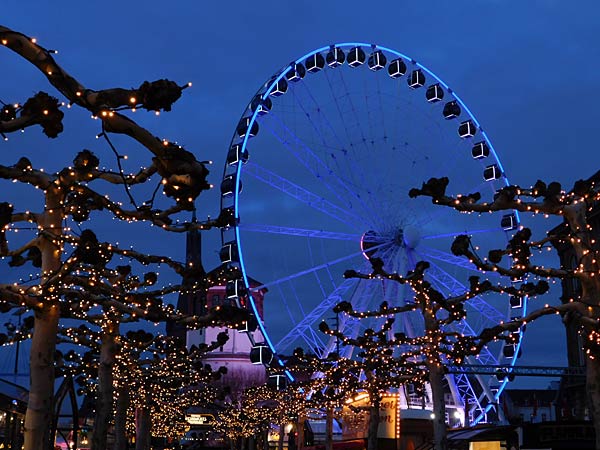 Fotostreifz&uuml;ge durch D&uuml;sseldorf im Dezember 2025