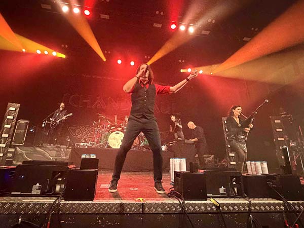 Konzert 'Eisheilige Nacht' 2025 in der Turbinenhalle in Oberhausen