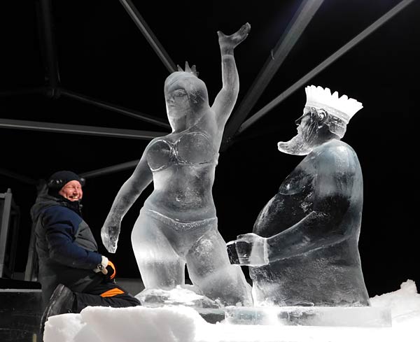 Eisskulpturen-Ausstellung 'Eiswelt' 2025 im Centro Oberhausen