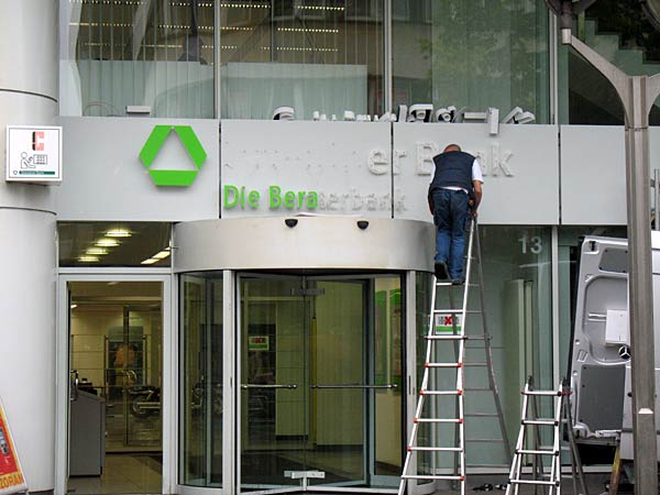 Stadtführung 'Stadtgeschichte draußen  Wiederaufbau und Wirtschaftswunder. Ein Rundgang durch die Duisburger Innenstadt'