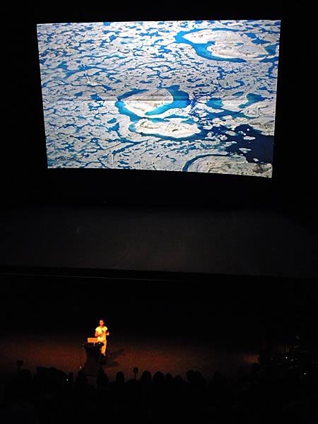 Vortrag 'Scharfzähnig und Flossenstark  Abenteuer Unterwasserfilm' von Christina Karliczek Skoglund im Gasometer Oberhausen