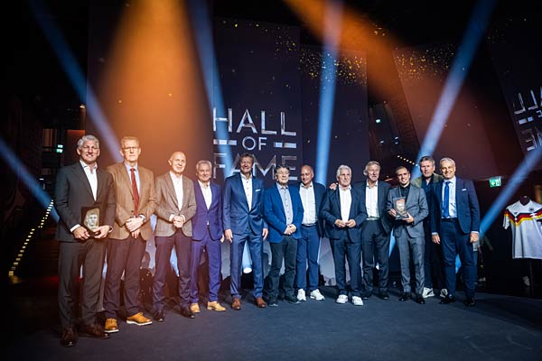 Ehrung der Neuzug&auml;nge in der 'Hall of Fame' im Deutschen Fu&szlig;ballmuseum in Dortmund