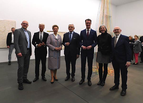 Ausstellung 'Gerhard Hoehme - entr&auml;sel nicht die Orte' im Museum K&uuml;ppersm&uuml;hle in Duisburg