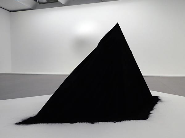 Sparda-Sommerfest 2026 mit der Ausstellung 'Anish Kapoor' im Lehmbruck Museum in Duisburg
