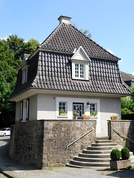 Spaziergang durch die Siedlung Margarethenh&ouml;he in Essen