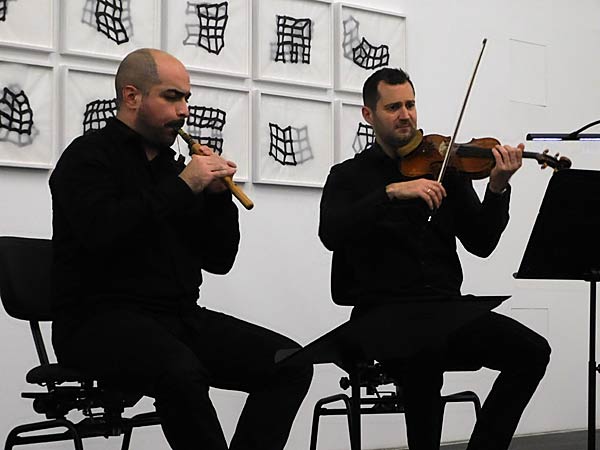 Konzert 'Klang und Performance im Dialog mit Bild und Raum' mit den Duisburger Philharmonikern im Museum Küppersmühle