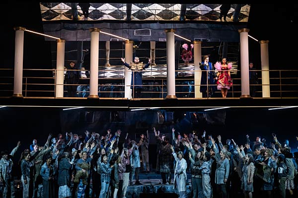 Oper 'Nabucco' bei der Deutschen Oper am Rhein im Theater Duisburg