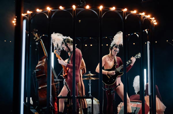 Liederabend 'The king has left the bulding' im Theater Oberhausen