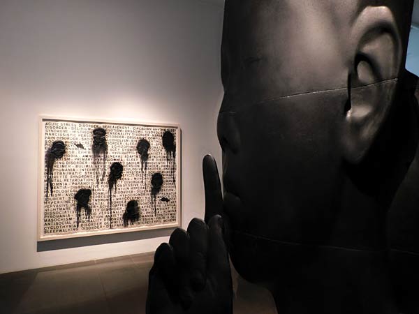 Ausstellung 'Jaume Plensa - Invisible' im Museum K&uuml;ppersm&uuml;hle in Duisburg - die Vernissage