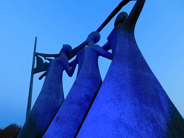 PSI-Spezial 'Outdoor': Rucksack und Taschenlampe von Nestler-matho