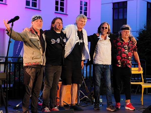 Kulturfestival 'Ruhrorter Campusabende' open air bei Haniel in Duisburg-Ruhrort - Mick Haering und D-Purple
