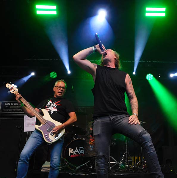 Rock-und Metal-Festival 'Rage against Racism' in Duisburg-Rheinhausen - Tag 2