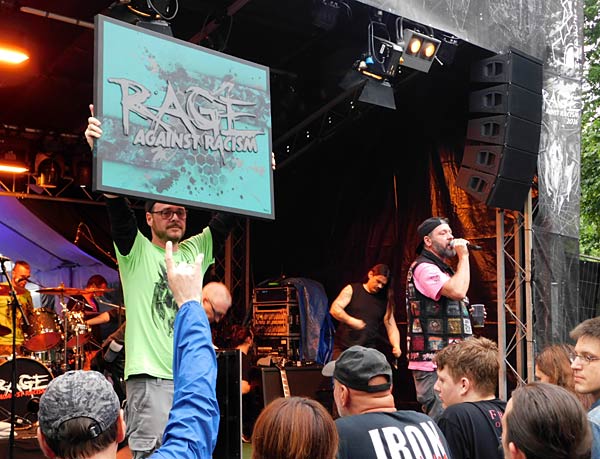 Rock-und Metal-Festival 'Rage against Racism' in Duisburg-Rheinhausen - Tag 2