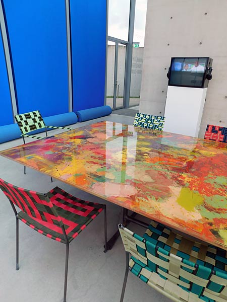 Ausstellung 'Sammlung Ringier 1995-2025' in der Langen Foundation in Neuss