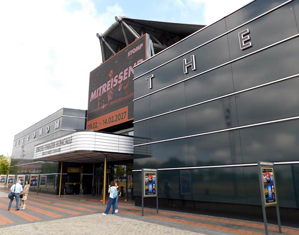 Show Roncalli 'Circus meets Schlager' im Metronom Theater Oberhausen