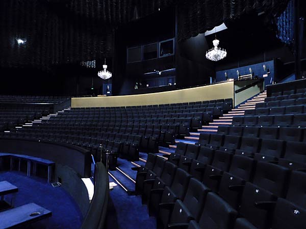 Show Roncalli 'Circus meets Schlager' im Metronom Theater Oberhausen