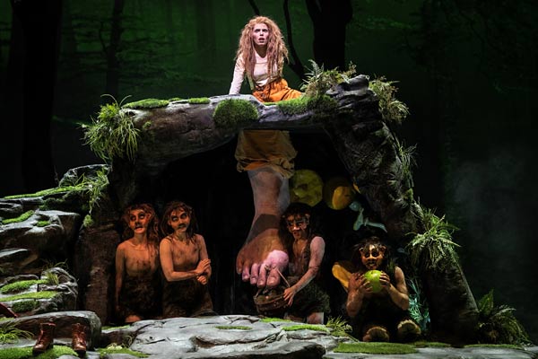 Oper 'Ronja Räubertochter' im Aalto Theater