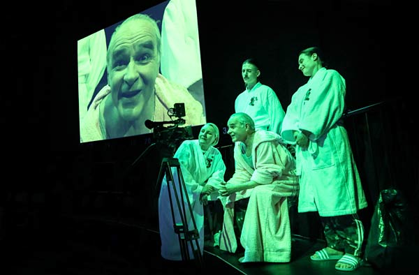 Schauspiel 'Sankt Falstaff' im Theater Oberhausen