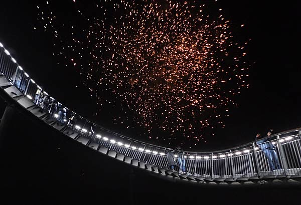 Silvester 2025/2026 auf Tiger & Turtle in Duisburg