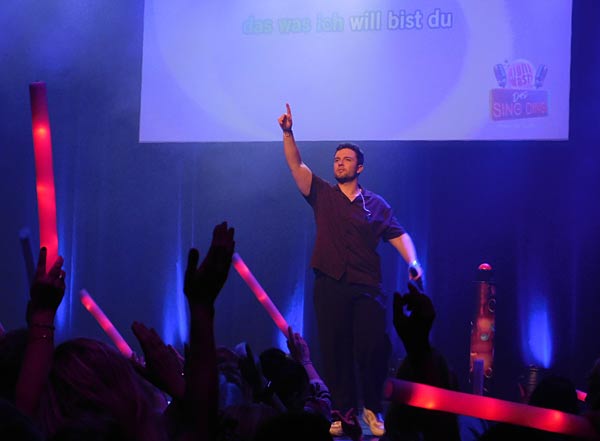Mit-Sing-Konzert 'NightWash � Das Sing Ding' im Ebertbad in Oberhausen