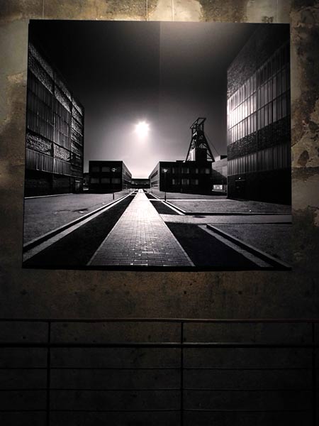 Ausstellung 'Faszination Zollverein' von Thomas Stachelhaus in der Mischanlage der Kokerei Zollverein