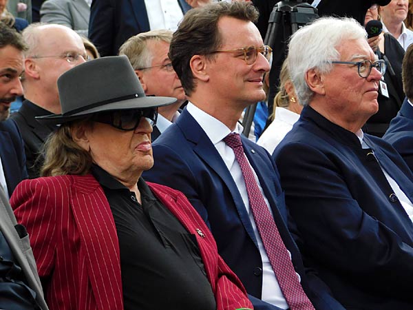 Vernissage der Ausstellung 'Udo Lindenberg  Kometenhaft panisch' in der Ludwiggalerie Schloss Oberhausen mit Udo Lindenberg