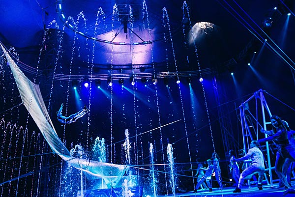 Circus 'Waterland' im Landschaftspark Duisburg-Nord