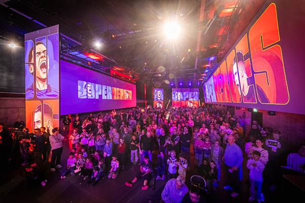 Ausstellung 'SUPERHEROES. Jamal Musiala. Florian Wirtz. The Immersive Experience' im Deutschen Fu&szlig;ballmuseum Dortmund